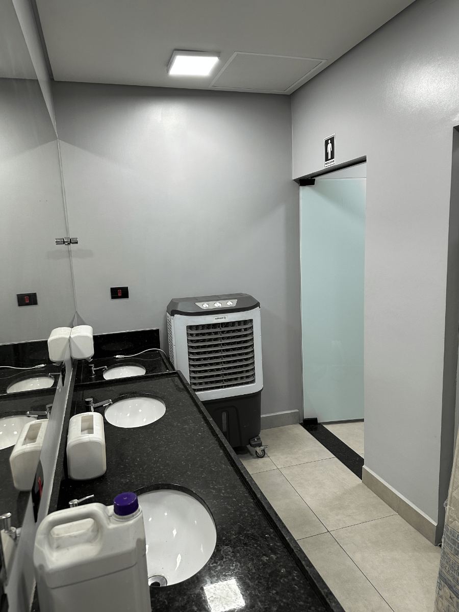 Barracão comercial entregue pela LMV (foto 6)